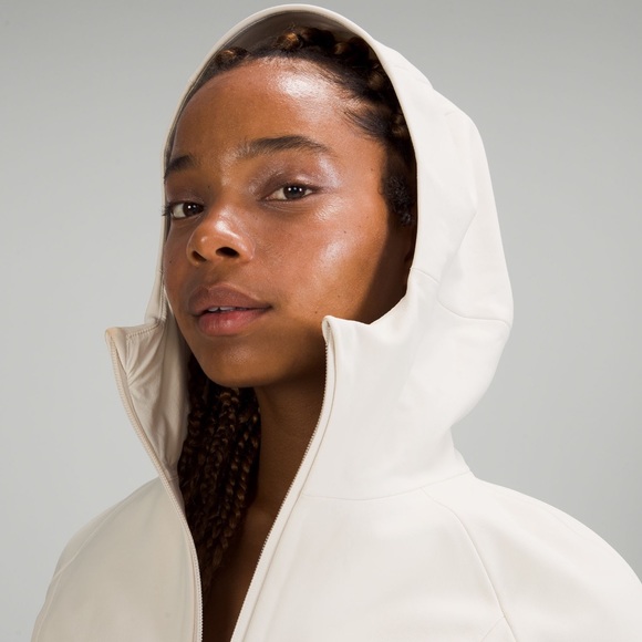 RepelShell Rain Jacket | Lululemon - Picture 4 of 7